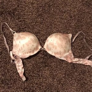 Victoria secret bombshell bra